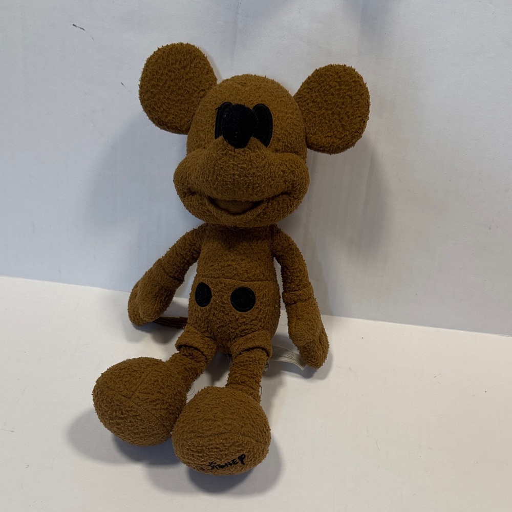 Limited Edition American Eagle Mickey Mouse Plush .